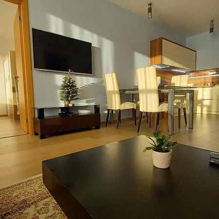 Panorama City - Spacious Apartment Near Eurovea Bratislava Eksteriør bilde